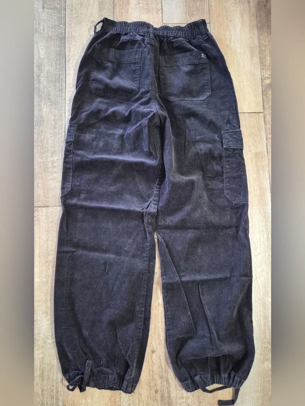 Unionbay Women Corduroy Cargo Straight Leg Black Pants Size 7/28W - Picture 6 of 10